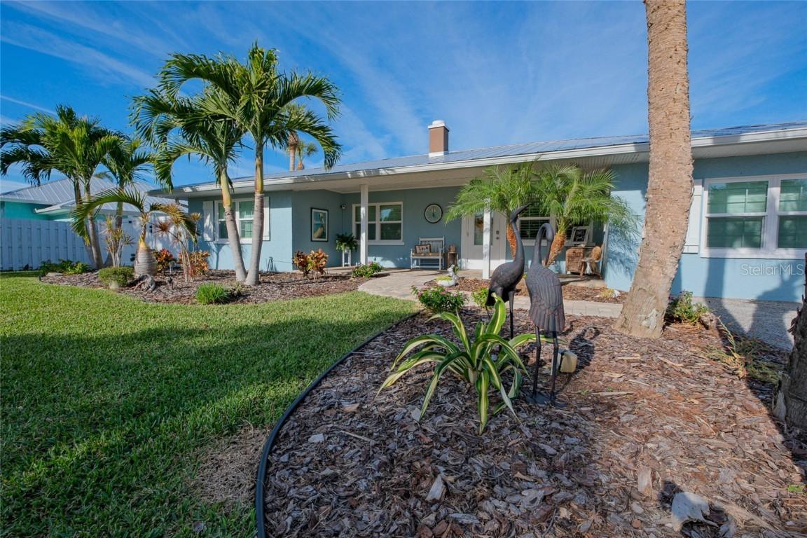 208 83rd St., Holmes Beach, FL 34217