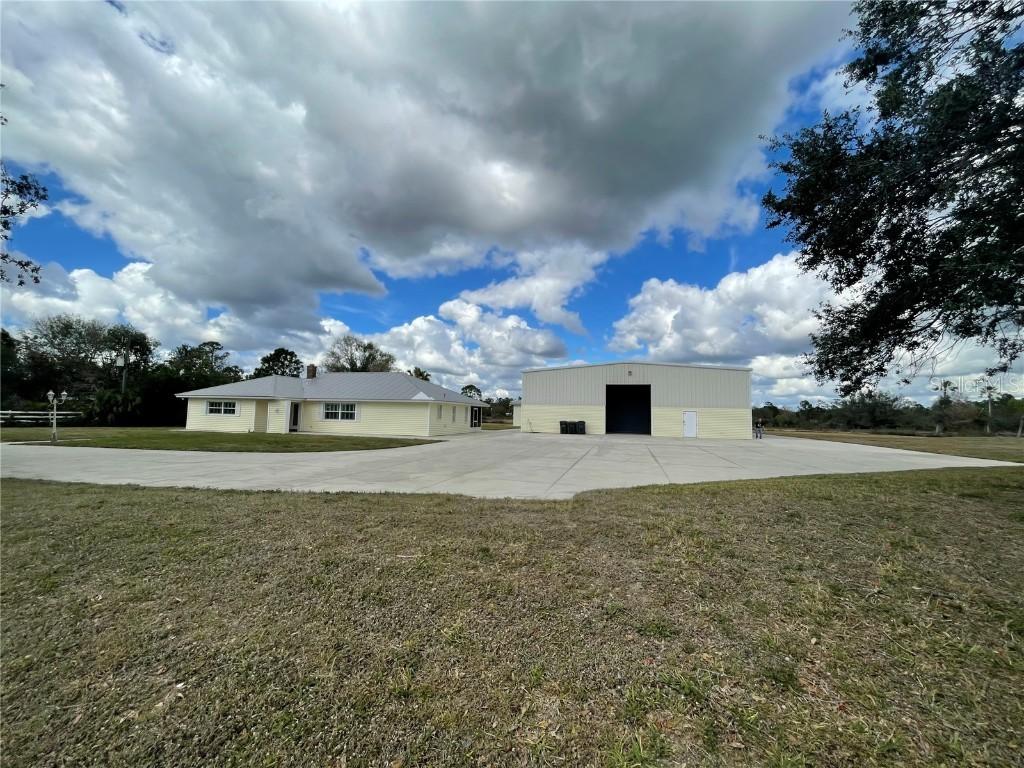 6304 Tropicaire Blvd., North Port, FL 34291
