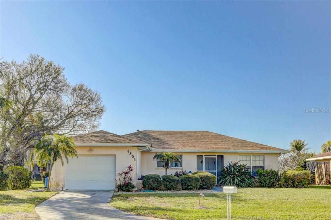 8804 49th Ave., Bradenton, FL 34210