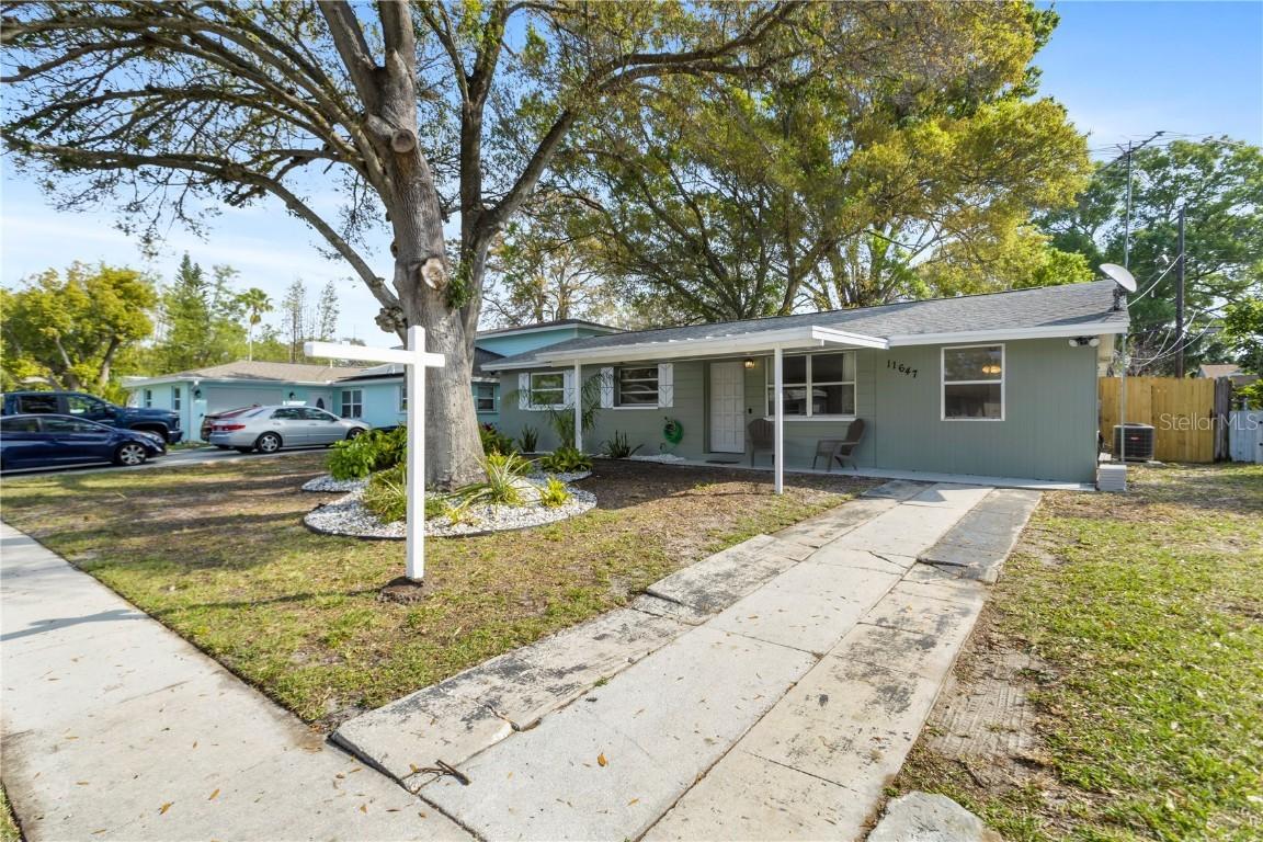 11647 90th St., Largo, FL 33773