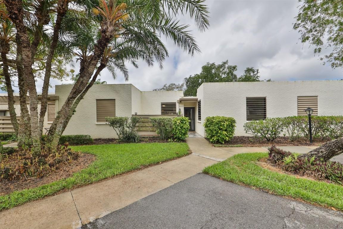 461 Palm Tree Dr., Bradenton, FL 34210