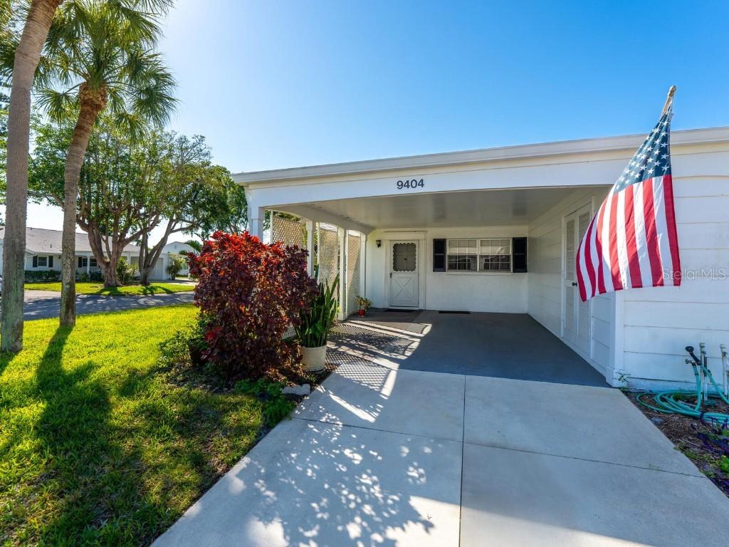 9404 Andover Cir., Bradenton, FL 34210