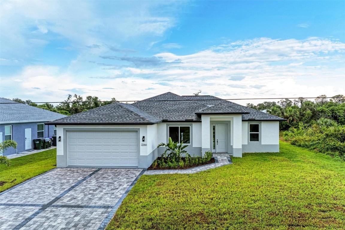 2206 Irondale Rd., North Port, FL 34287