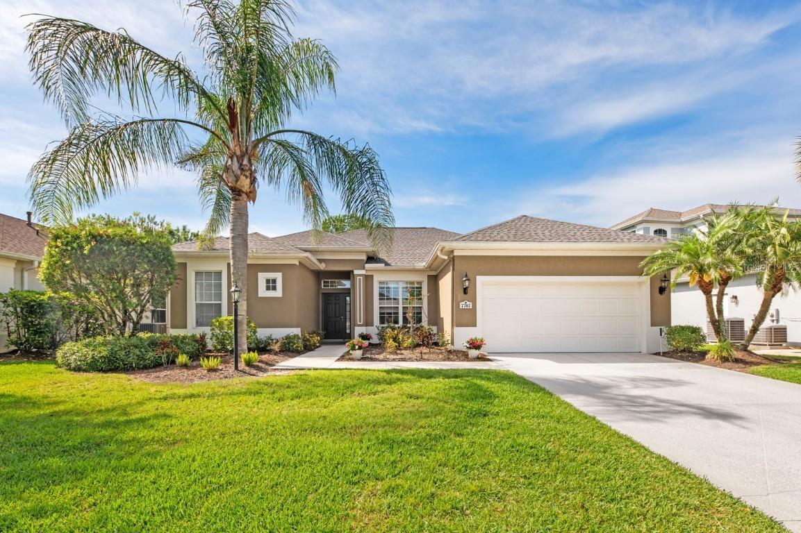 7707 Ashley Cir., Bradenton, FL 34201