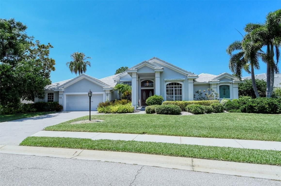 8140 Regents Ct., University Park, FL 34201