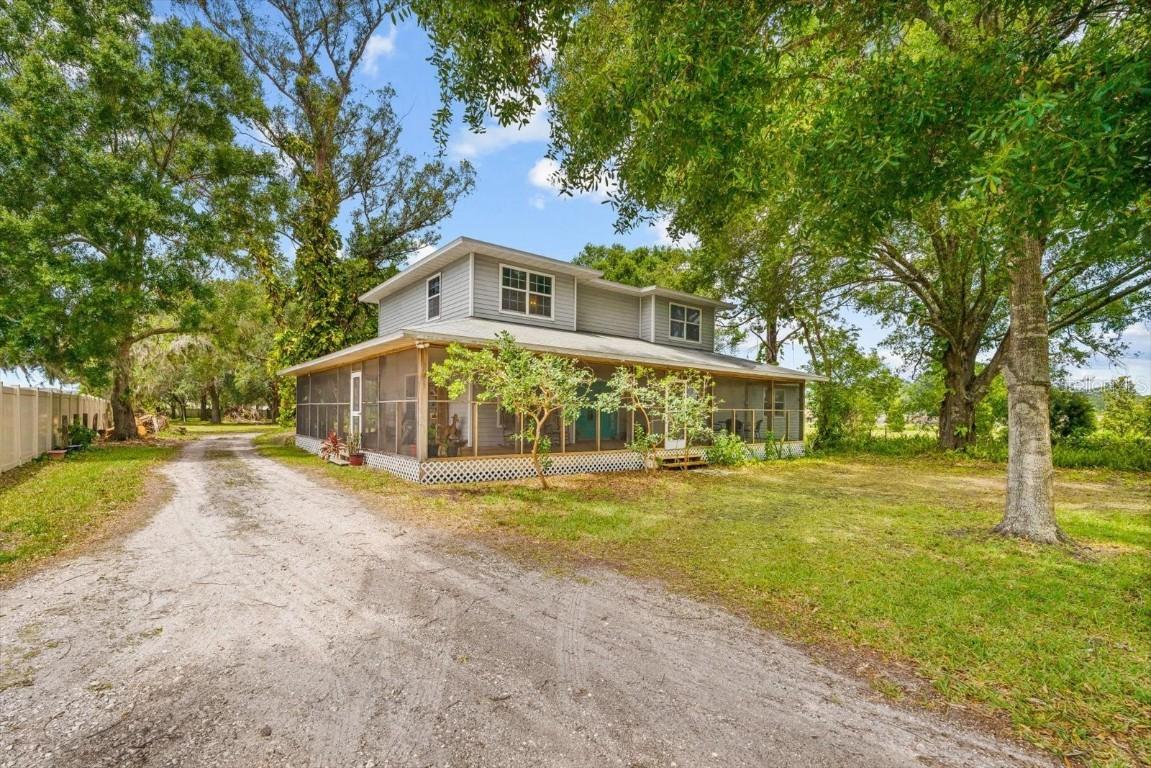 5828 Lorraine Rd., Bradenton, FL 34211