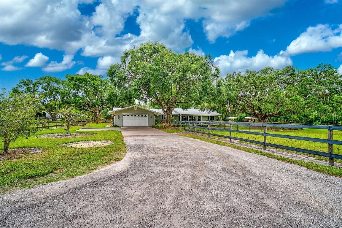 16914 Waterline Rd., Bradenton, FL 34212