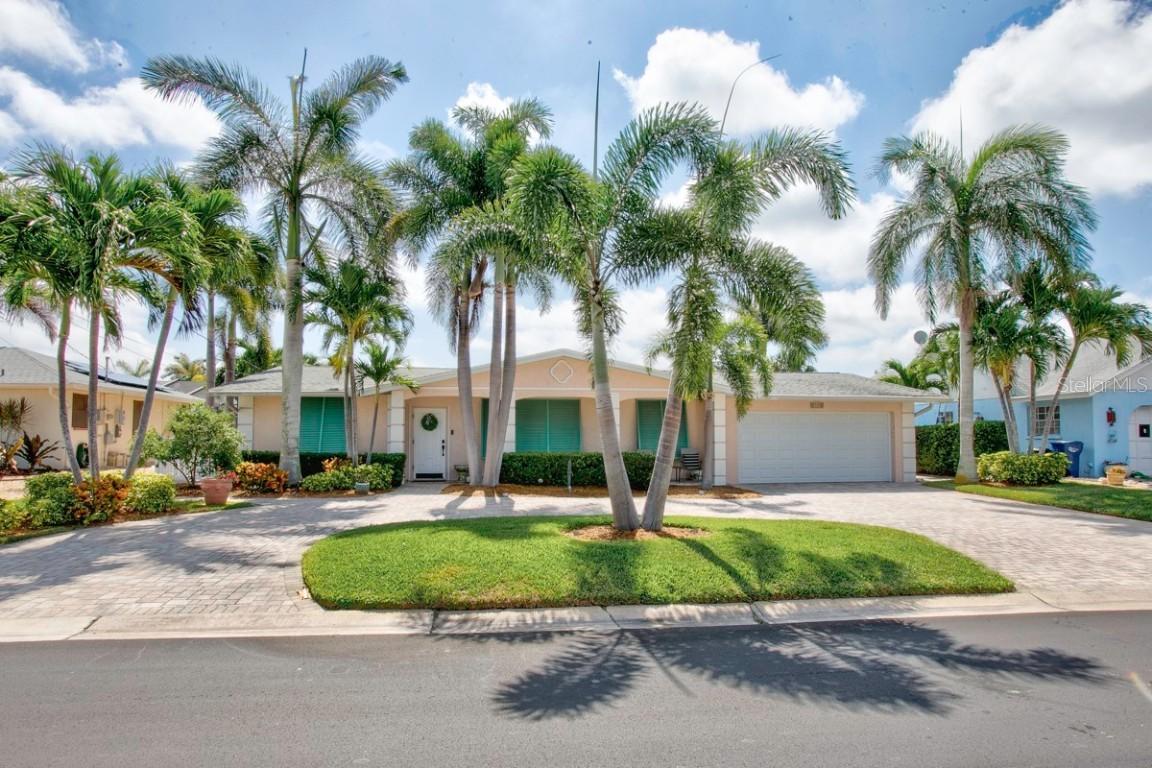 4111 Plumosa Ter., Bradenton, FL 34210