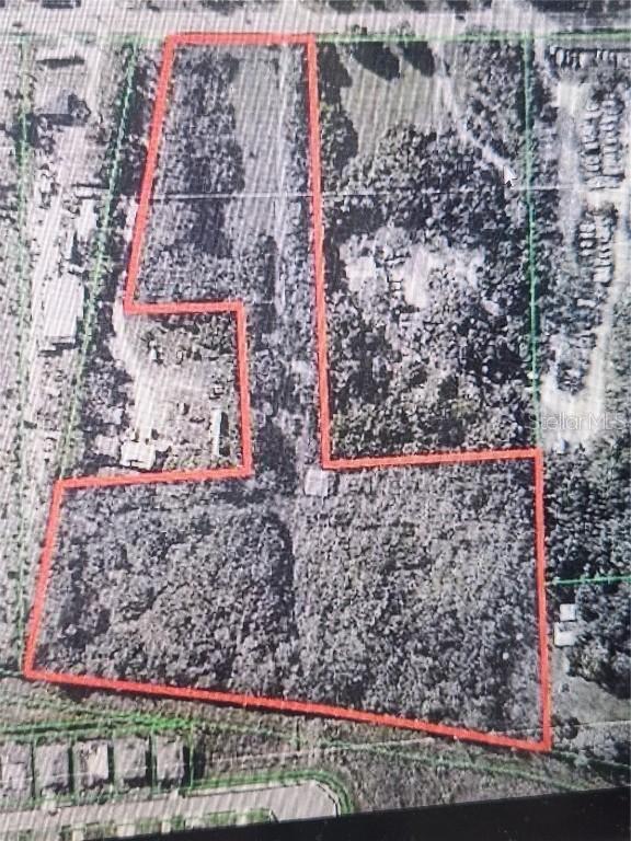 6041 33rd St., Bradenton, FL 34203