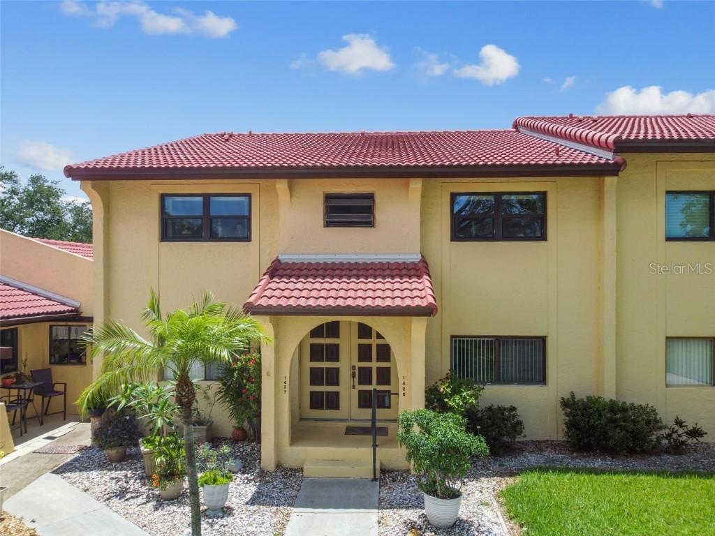 1425 57th St W, Bradenton, FL 34209