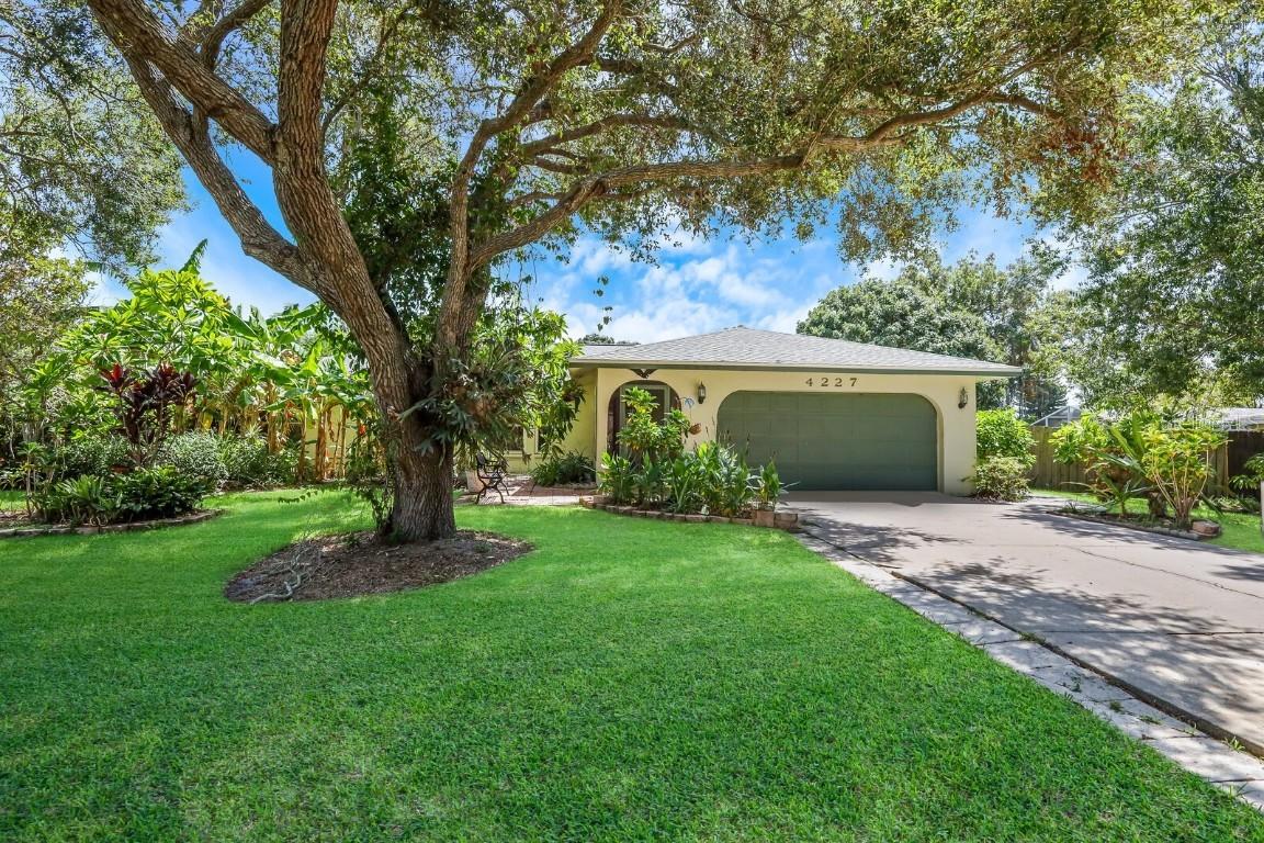 4227 Pine Meadow Ter., Sarasota, FL 34233