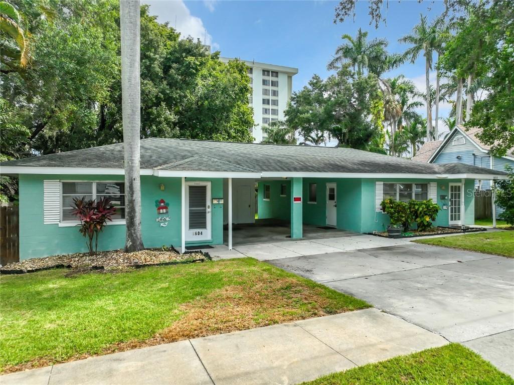 1604 8th Ave., Bradenton, FL 34205