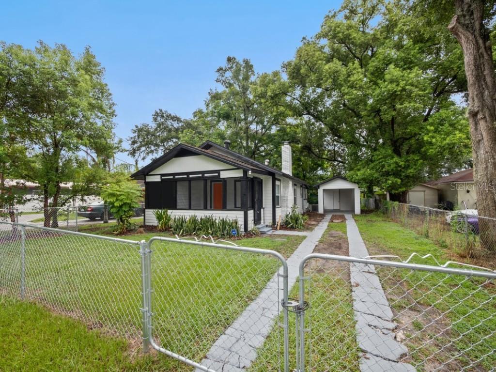 1411 Nieuport Ln., Orlando, FL 32805