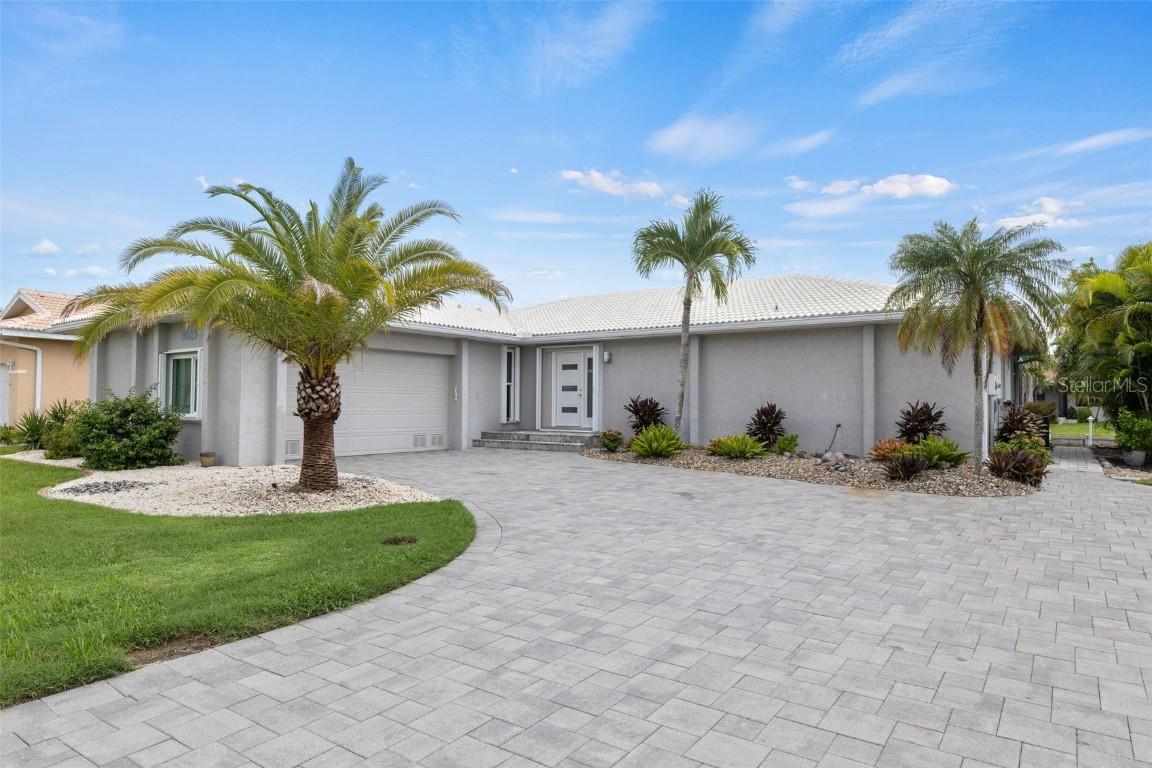 3337 Tripoli Blvd., Punta Gorda, FL 33950
