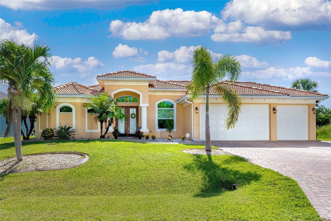 8218 Santa Cruz Dr., Port Charlotte, FL 33981