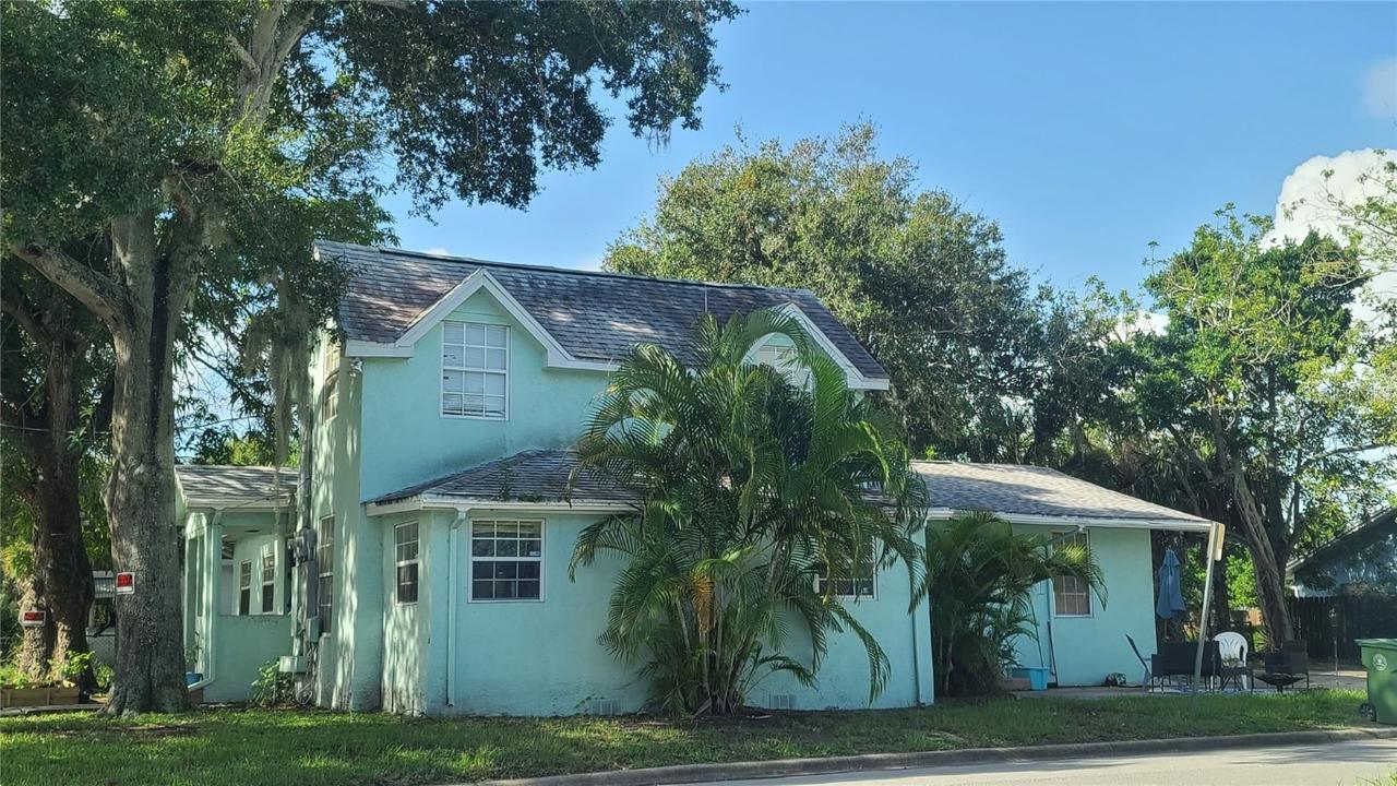 1501 14th Ave., Bradenton, FL 34205