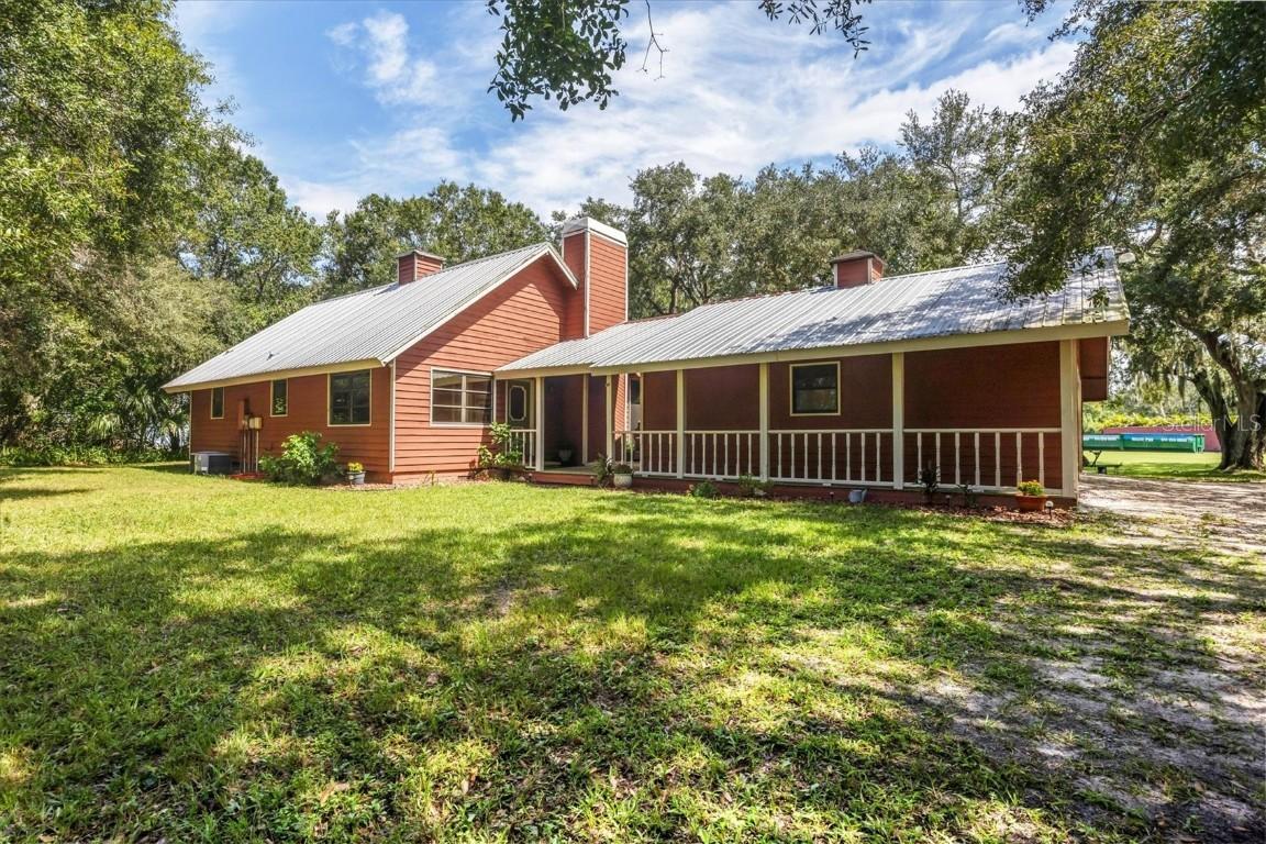 7825 41st Ave., Bradenton, FL 34211