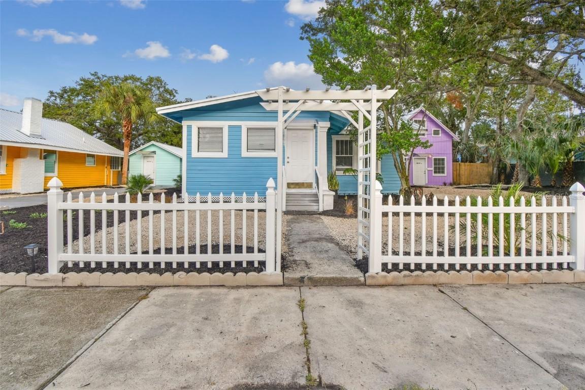 1419 10th St., Bradenton, FL 34205