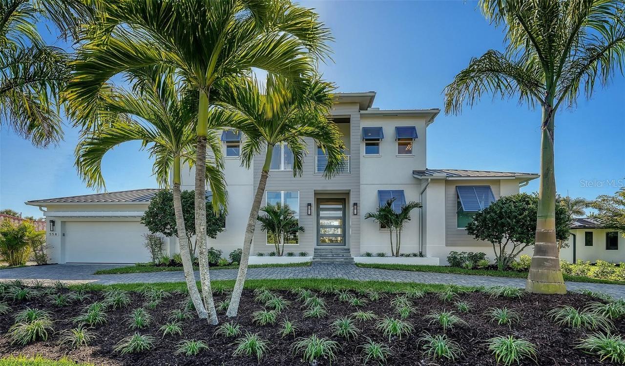 558 Venice Ln., Sarasota, FL 34242