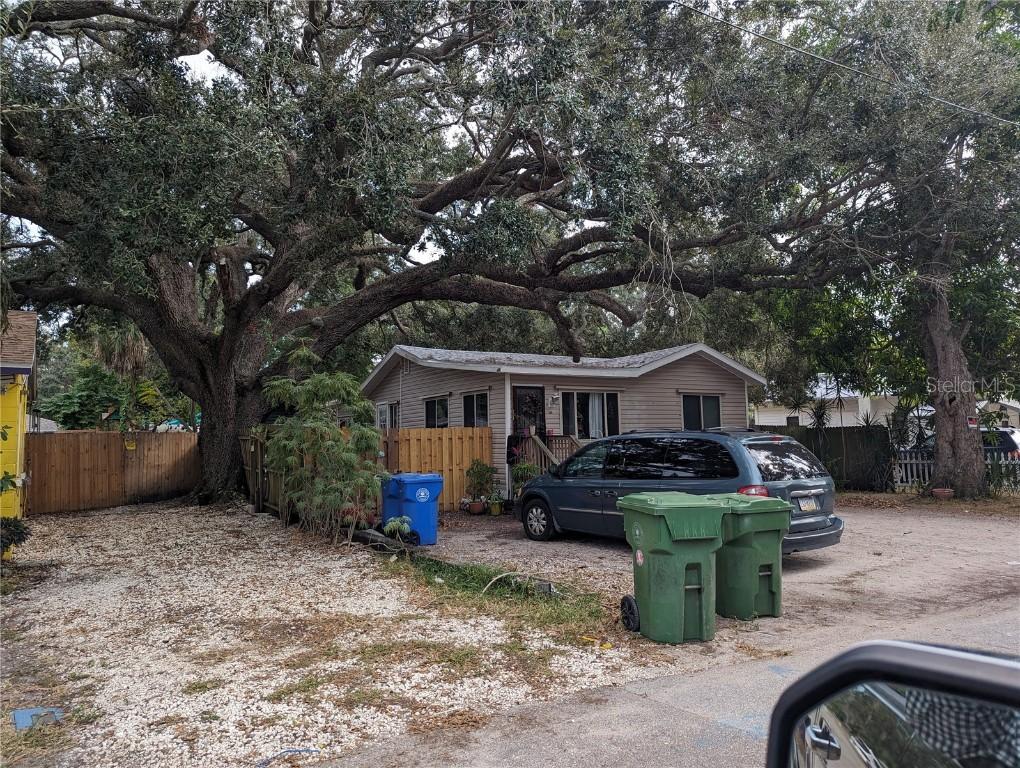 2005 12th St., Bradenton, FL 34205