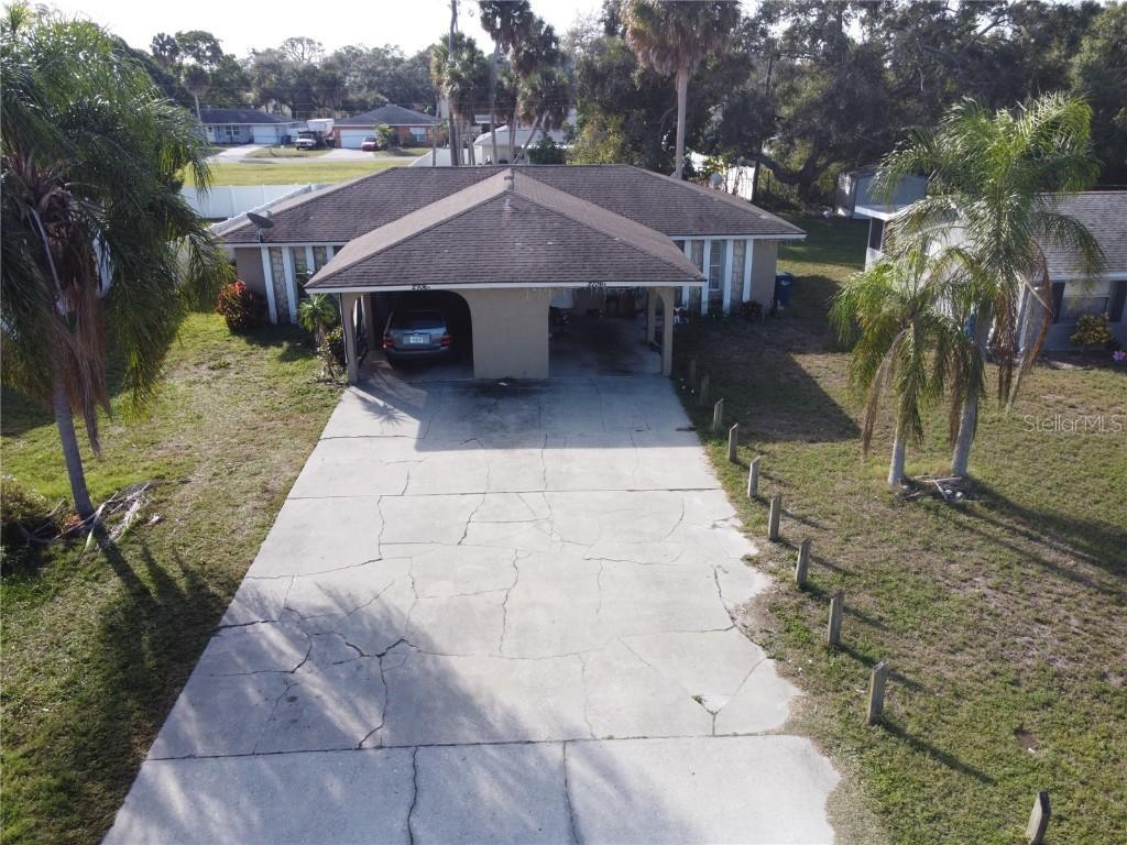 2706 52nd Avenue Dr., Bradenton, FL 34207