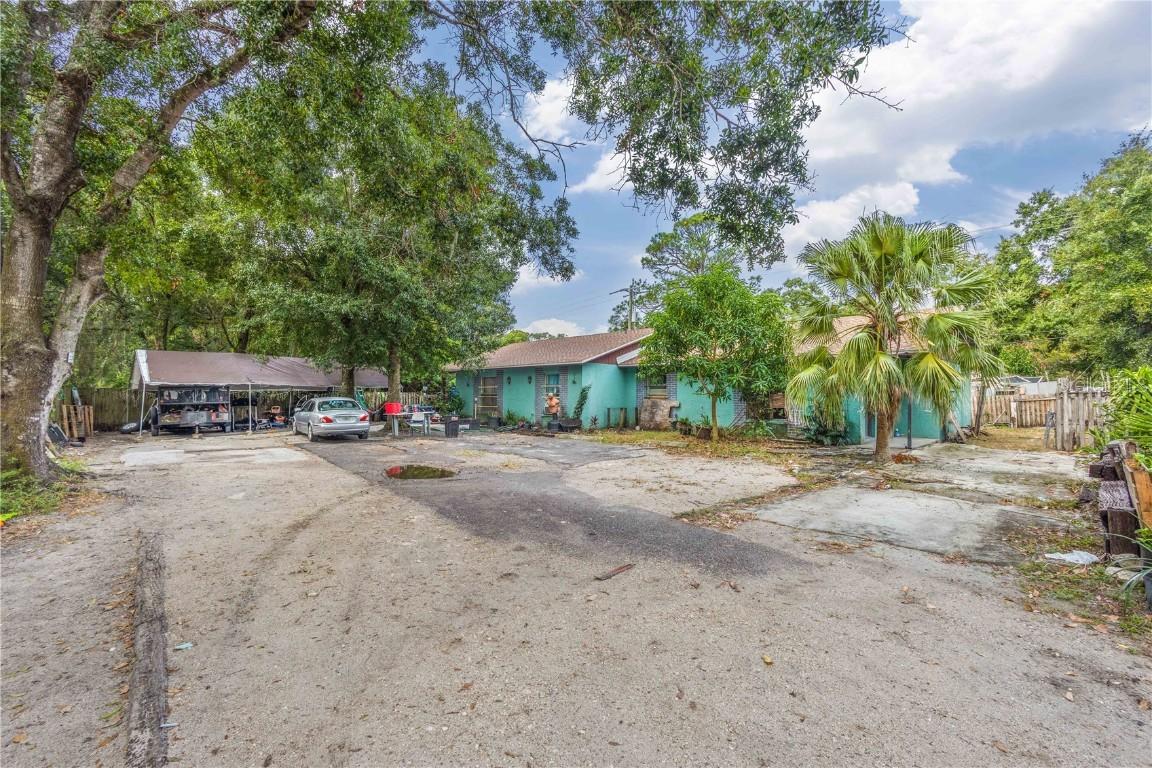 1218 57th Ave., Bradenton, FL 34203
