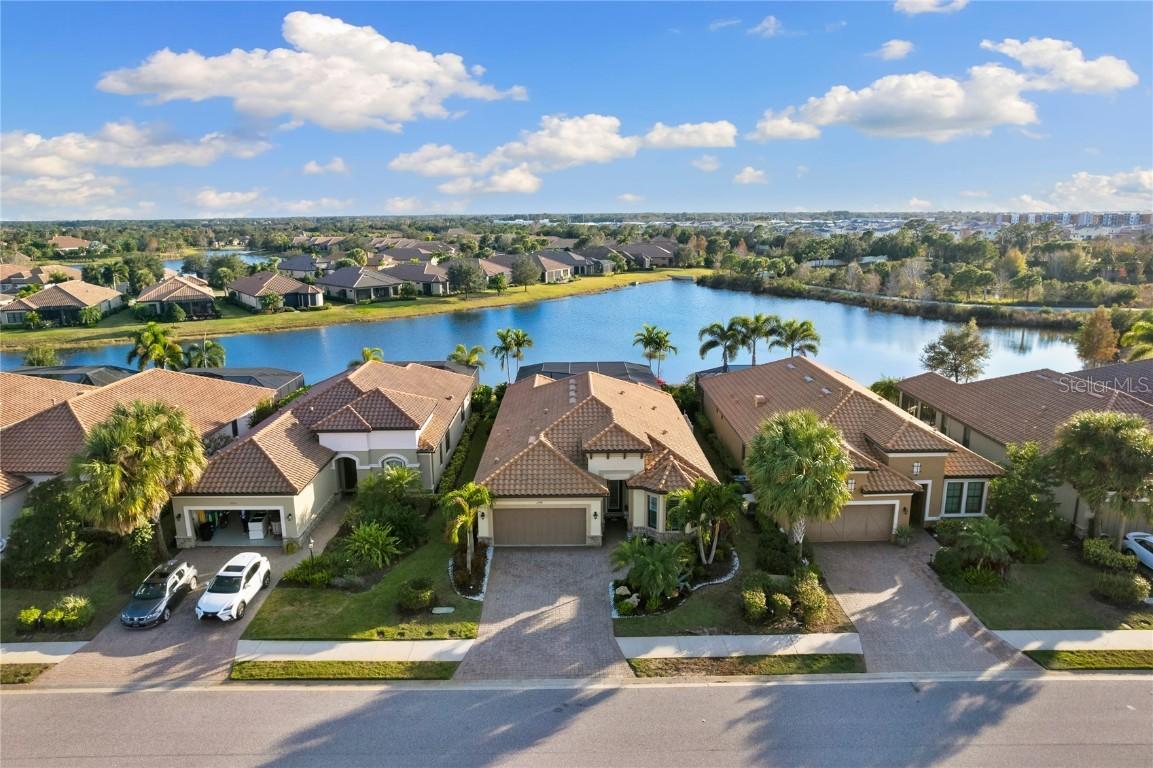 12748 Fontana Loop, Bradenton, FL 34211