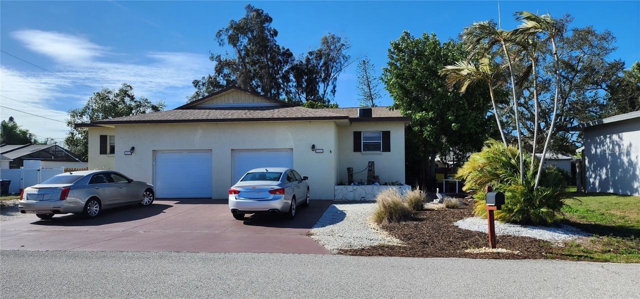 4508-4510 86th St., Bradenton, FL 34210