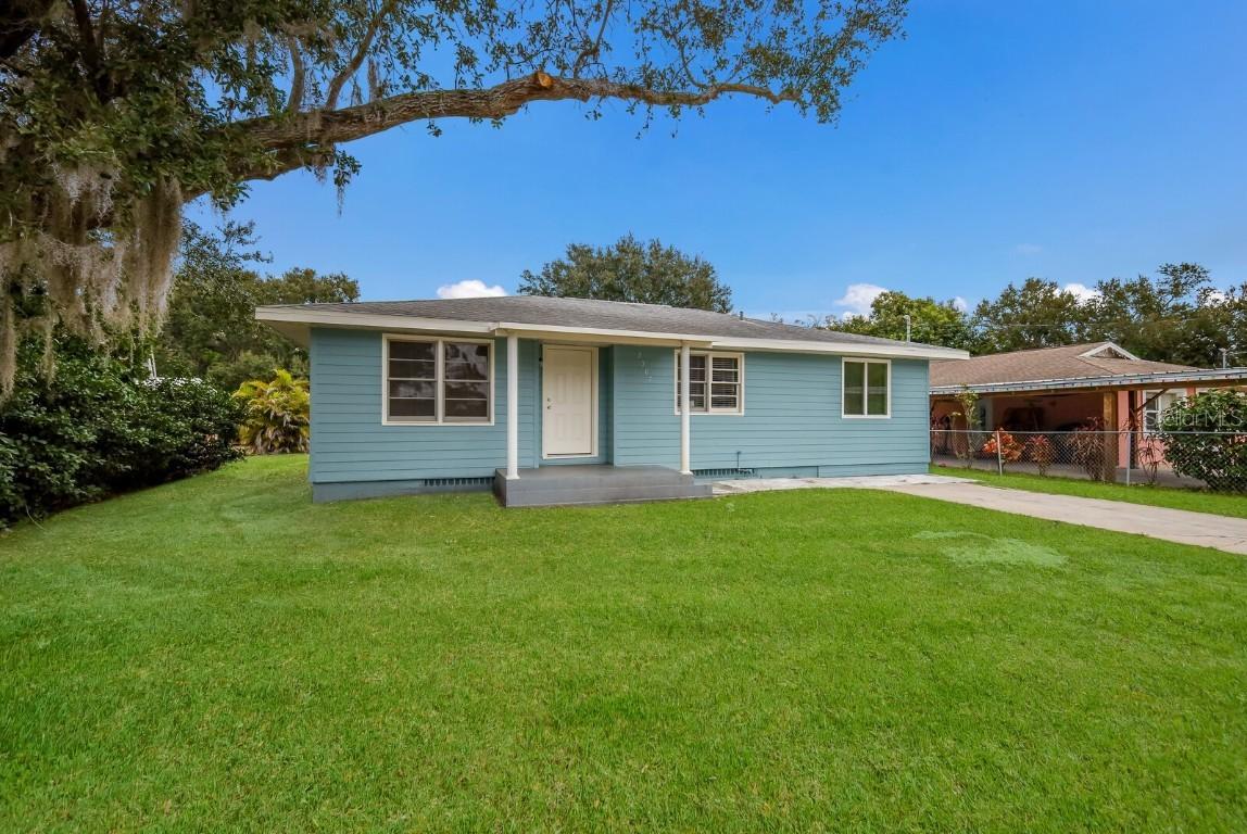 2307 9th Ave., Bradenton, FL 34208