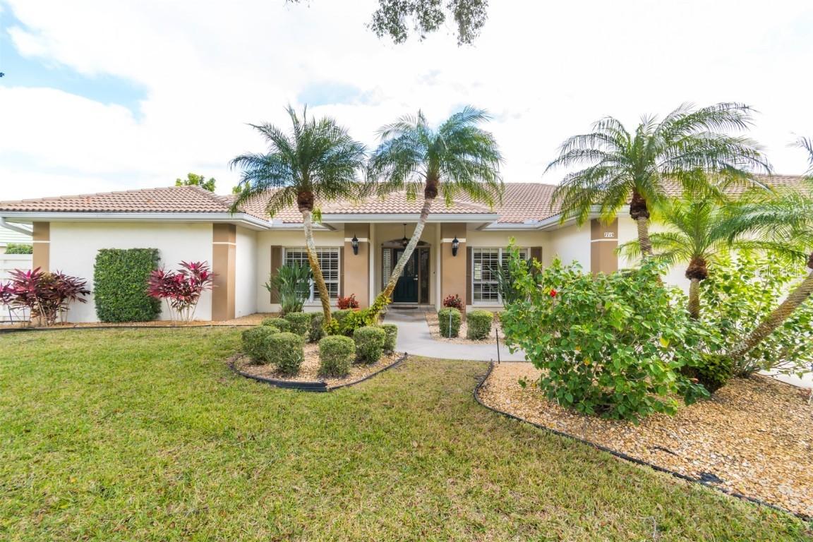 7715 Broadmoor Pines Blvd., Sarasota, FL 34243