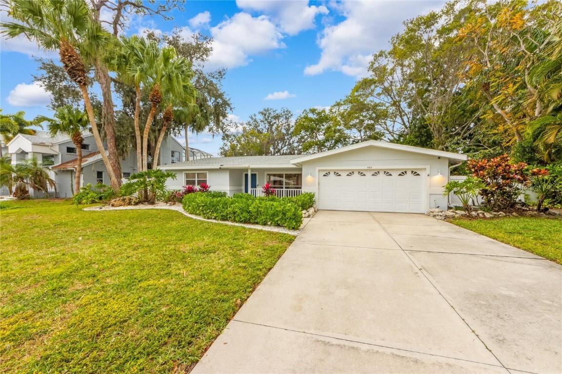 469 Magellan Dr., Sarasota, FL 34243