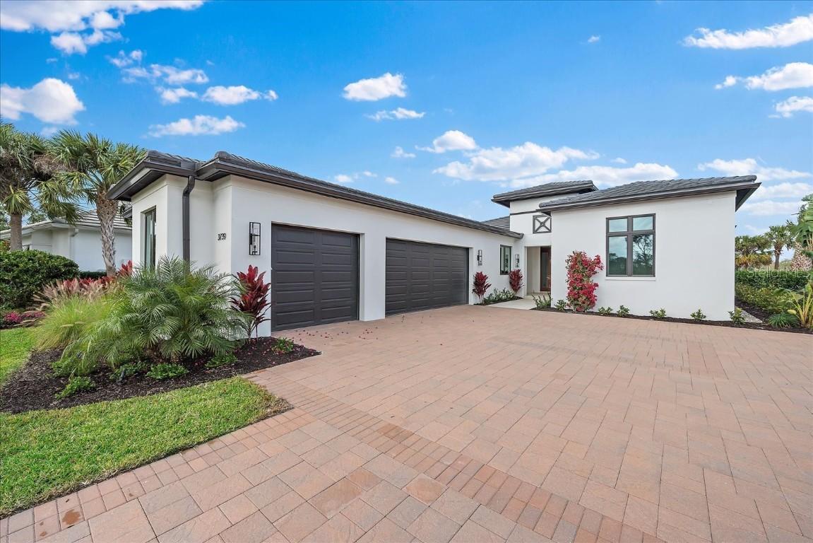 3739 Caledonia Ln., Sarasota, FL 34240