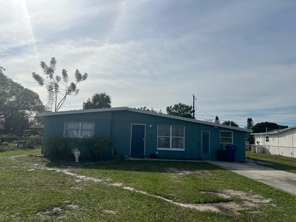 5608 43rd St., Bradenton, FL 34203