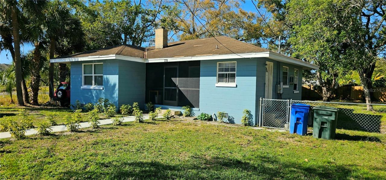 220 13th Ave., Bradenton, FL 34205