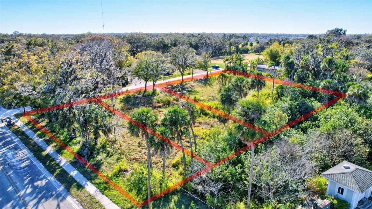 1600 27th St., Bradenton, FL 34208