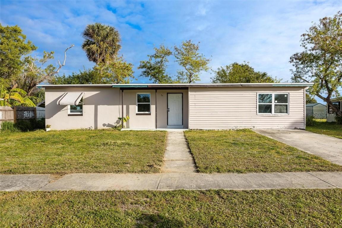 21888 Beverly Ave., Port Charlotte, FL 33952
