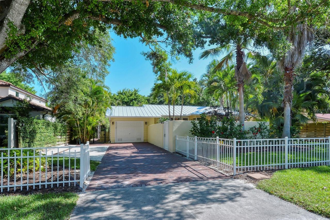 1747 Waldemere St., Sarasota, FL 34239