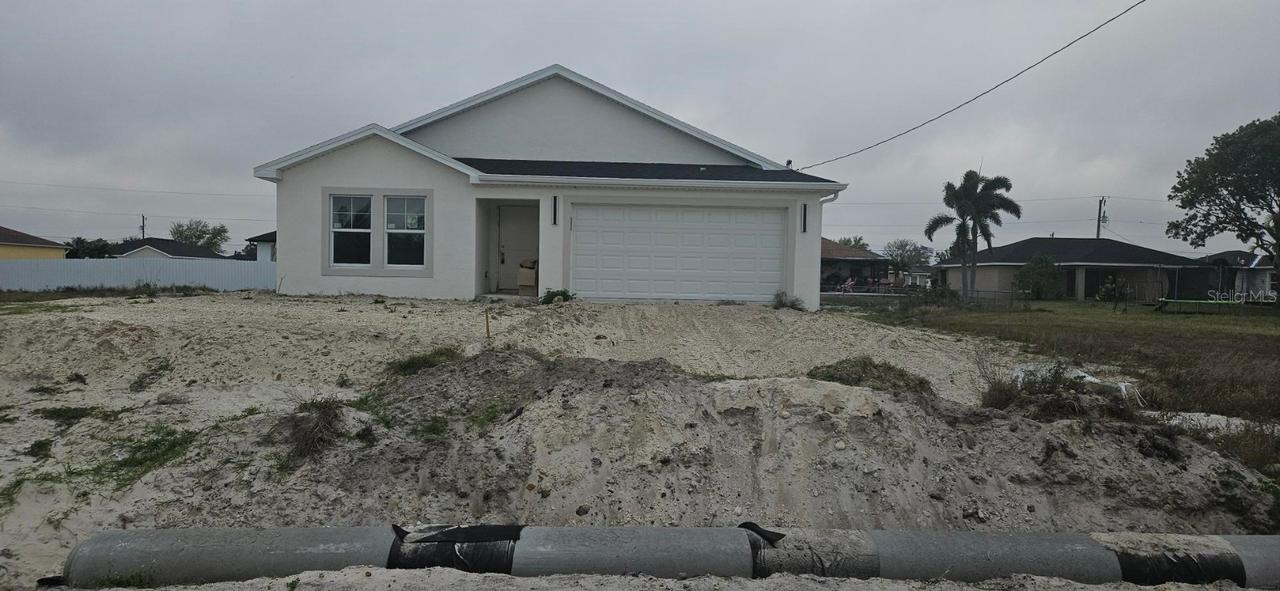 1804 NW 2nd Ave., Cape Coral, FL 33993