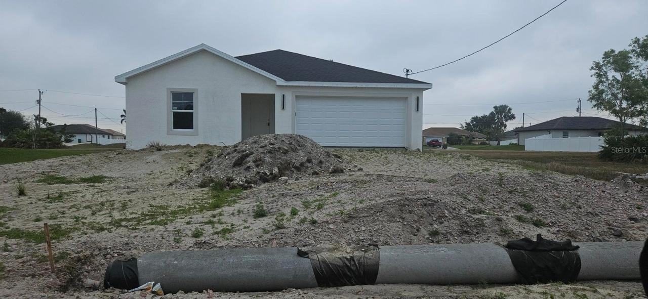 411 NW 18th St., Cape Coral, FL 33993