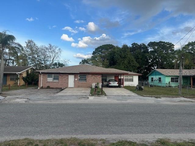 2907 25th St., Bradenton, FL 34205