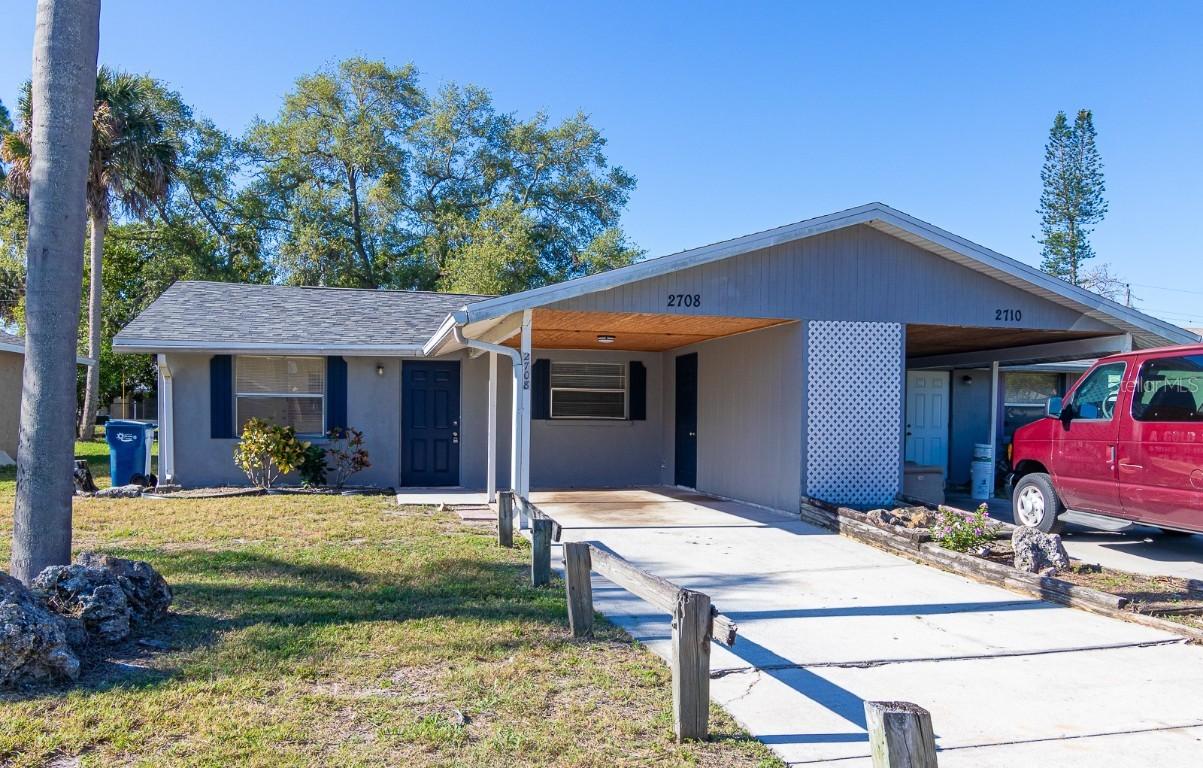 2708 52nd Avenue Dr., Bradenton, FL 34207