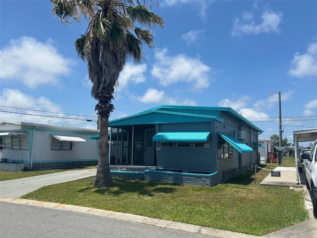 611 51st Avenue Plz., Bradenton, FL 34207
