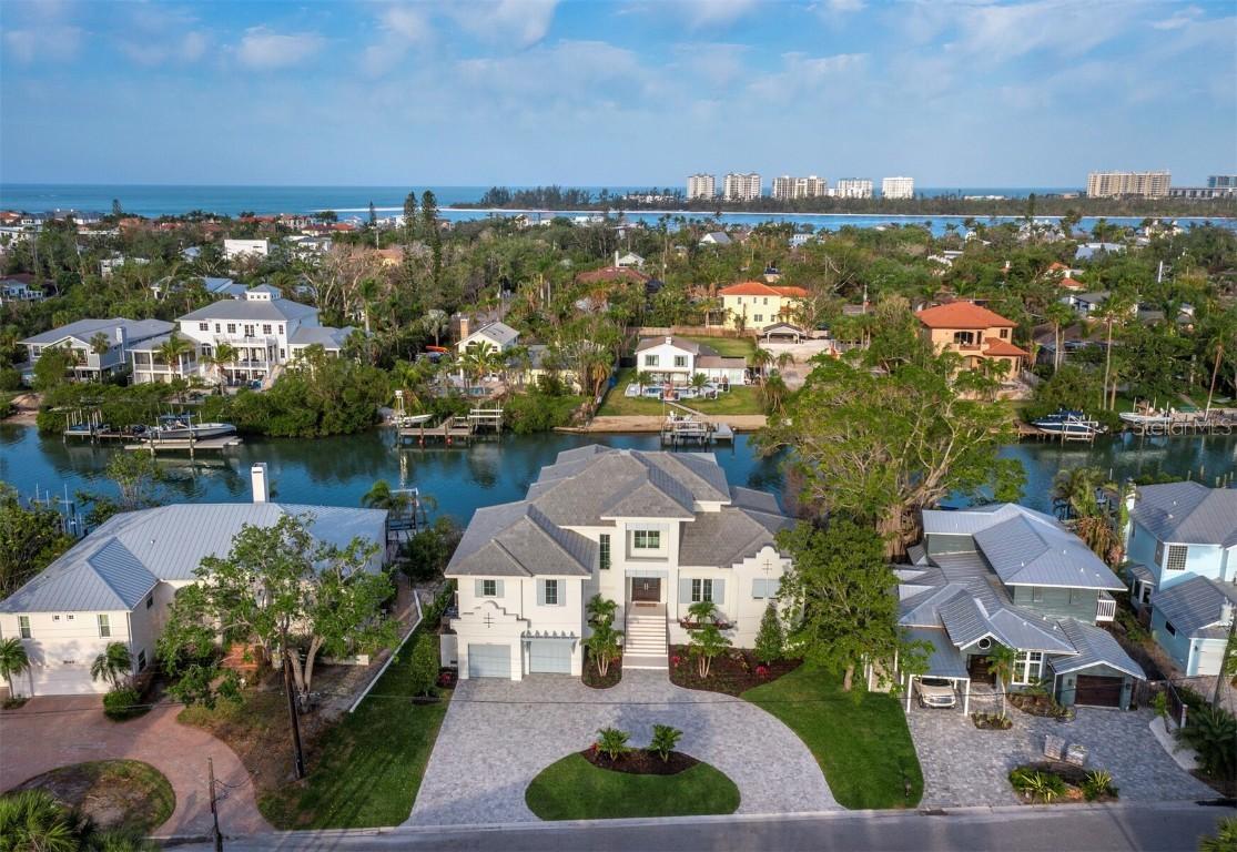 3550 Flamingo Ave., Sarasota, FL 34242