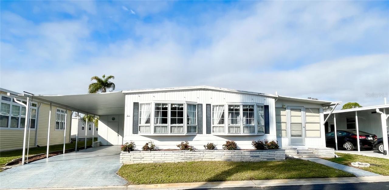 10 White Oak Ter., Sarasota, FL 34237