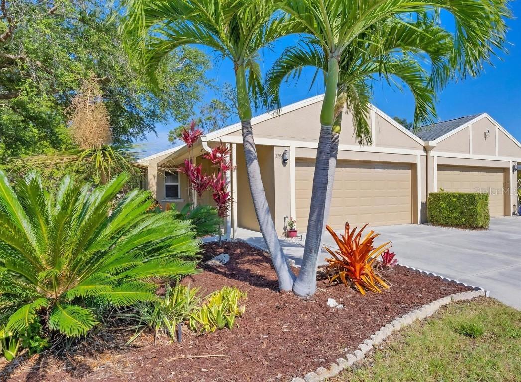318 Chartley Ct., Sarasota, FL 34232