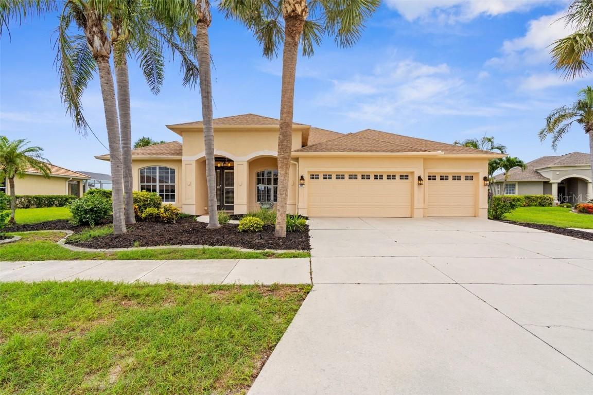 310 Lake Tahoe Ct., Englewood, FL 34223
