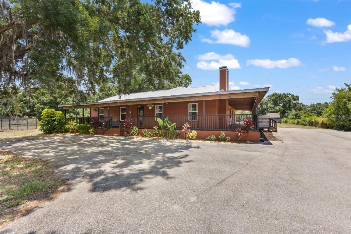 7416 41st Ave., Bradenton, FL 34208