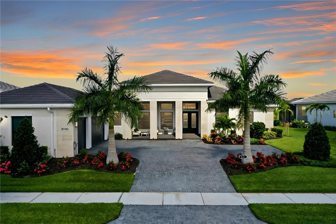 8980 Artisan Way, Sarasota, FL 34240