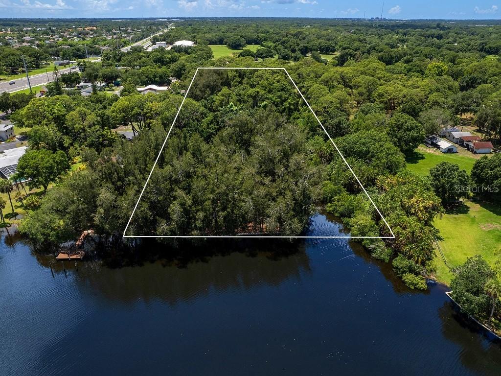 4203 51st St., Bradenton, FL 34208