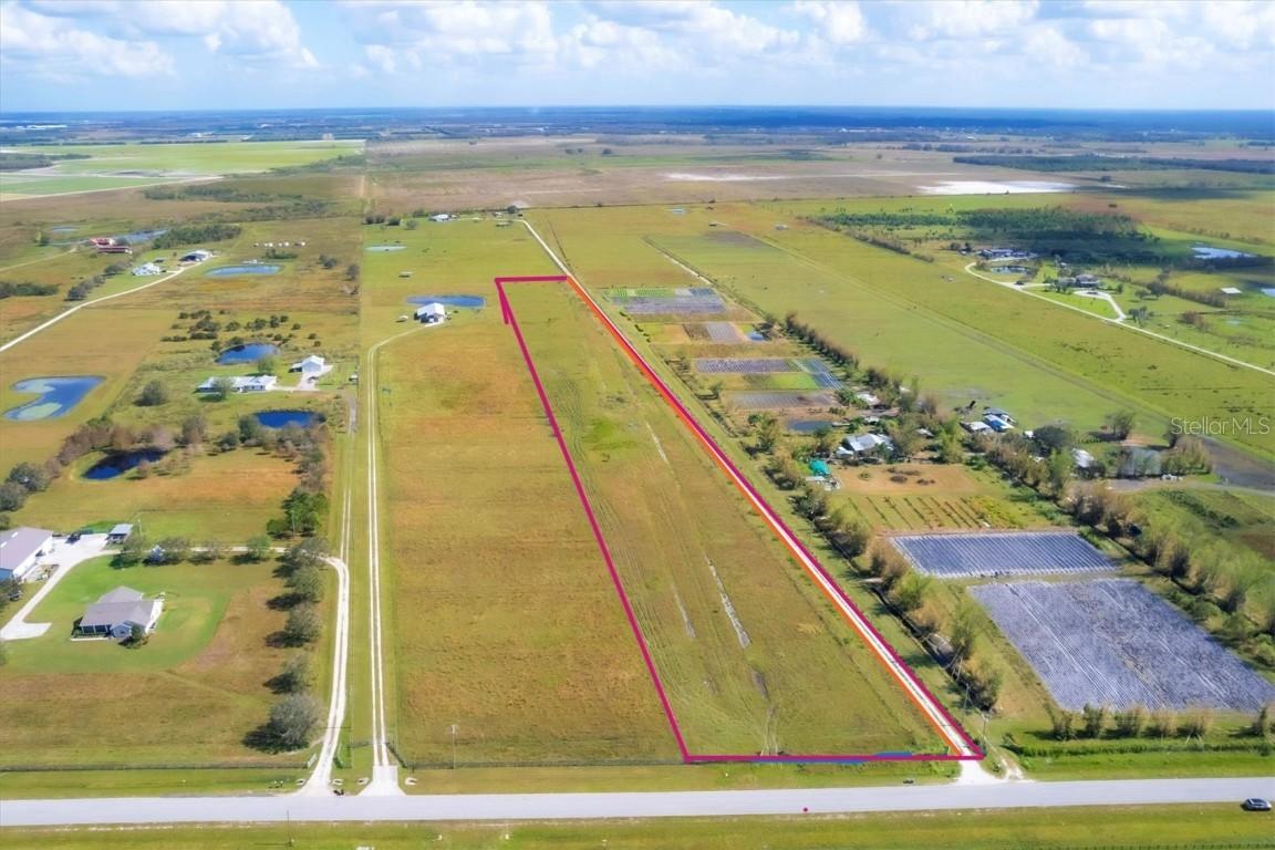 M-j Rd., Myakka City, FL 34251